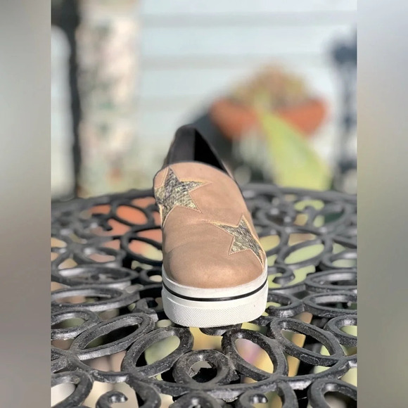 Stella McCartney — Star Platform Shoe - Picture 6 of 9